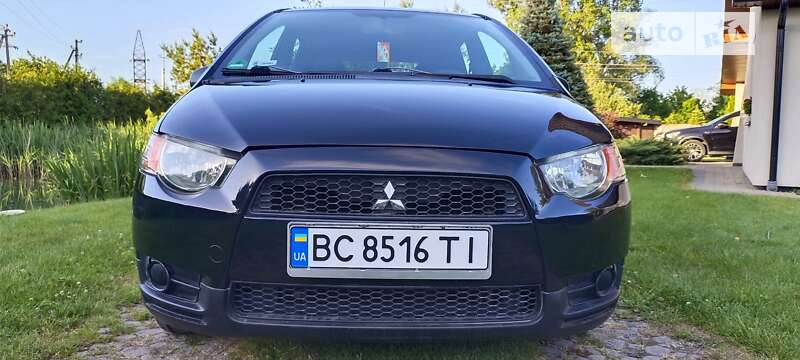 Mitsubishi Colt (2009)