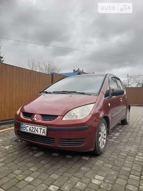 Mitsubishi Colt (2007)
