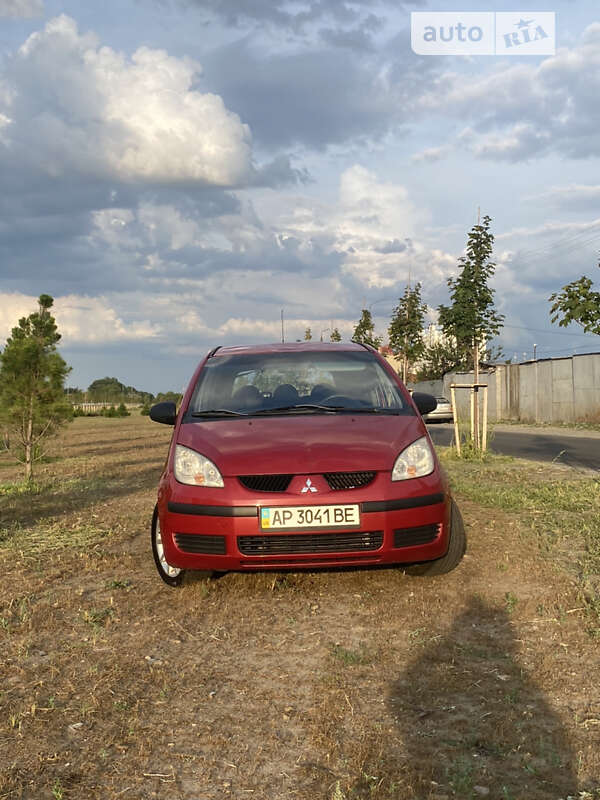 Mitsubishi Colt (2008)