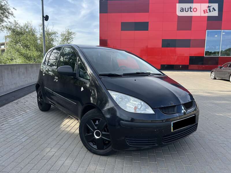 Mitsubishi Colt (2008)