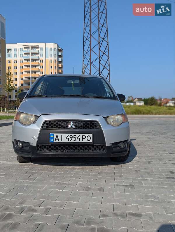 Mitsubishi Colt (2008)