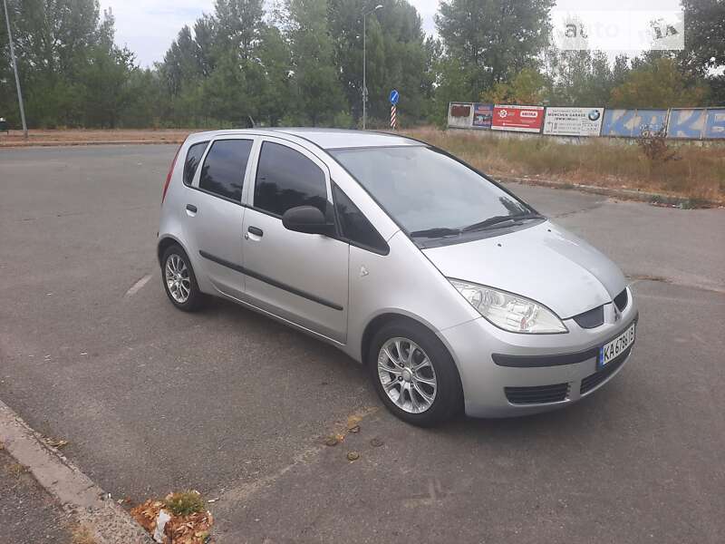 Mitsubishi Colt (2007)