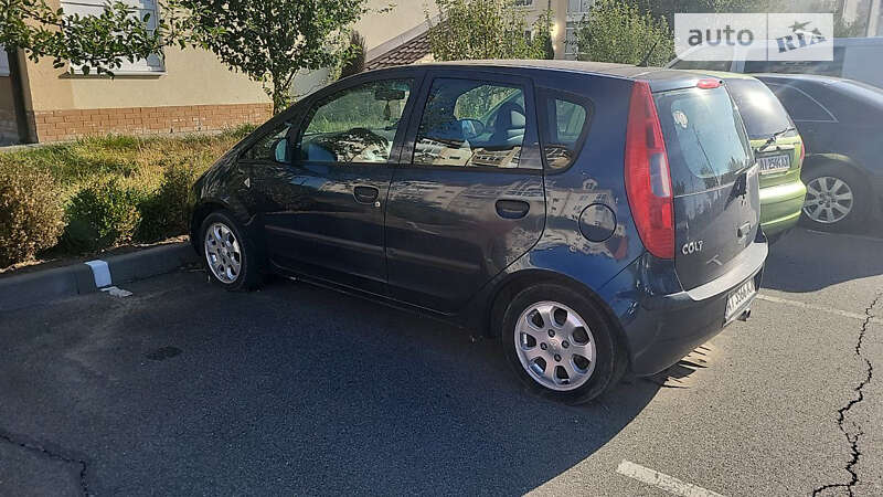 Mitsubishi Colt (2005)