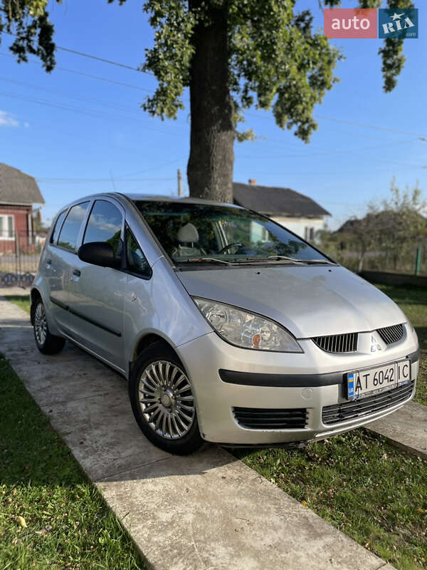 Mitsubishi Colt (2006)