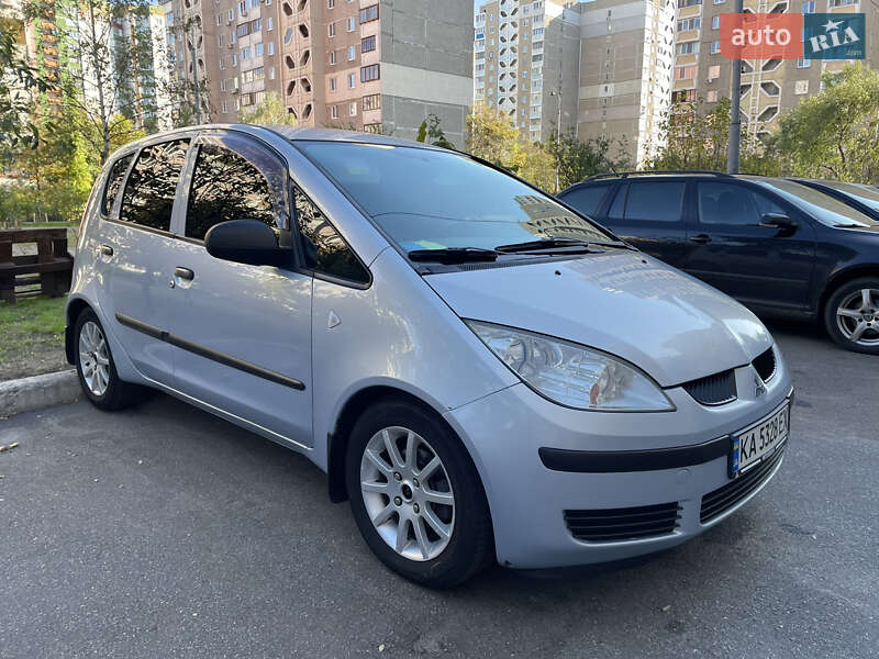 Mitsubishi Colt (2007)