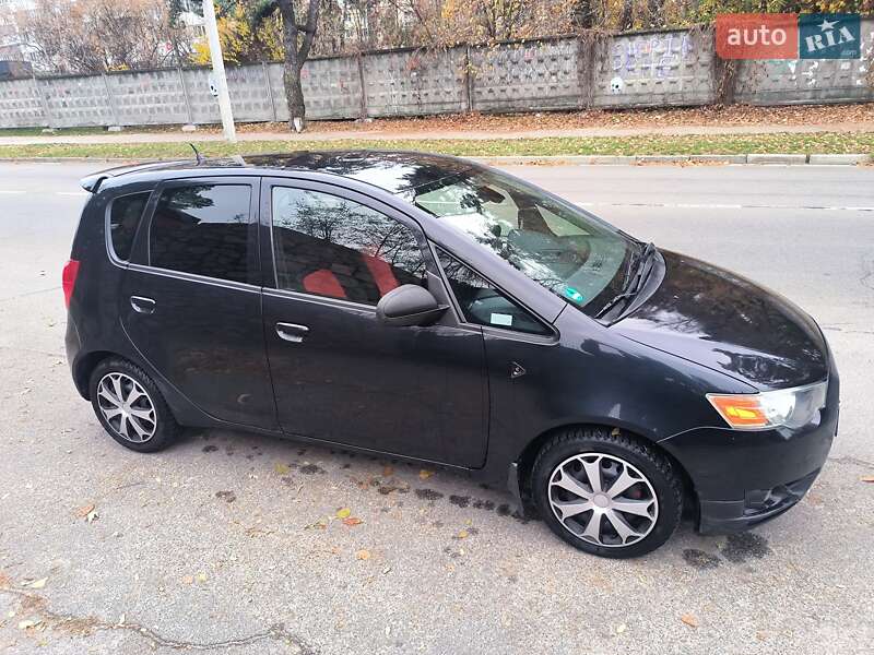 Mitsubishi Colt (2009)