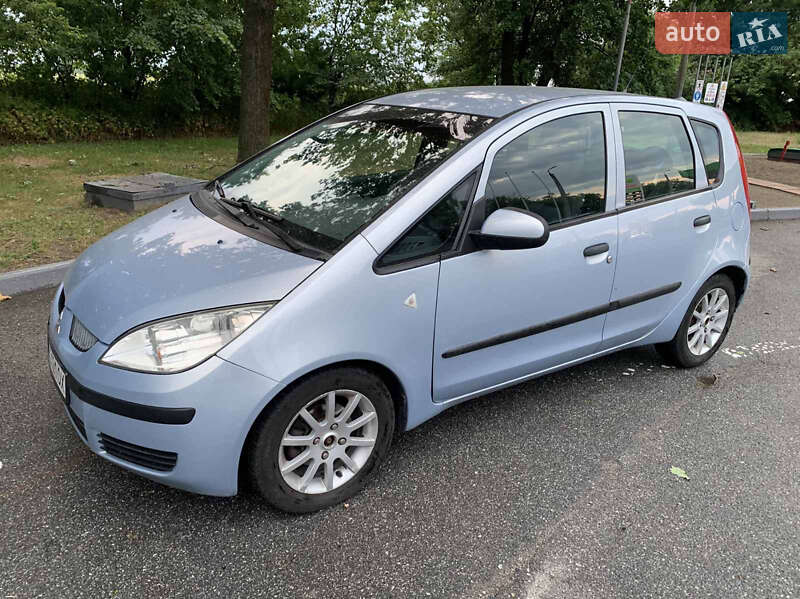 Mitsubishi Colt (2006)