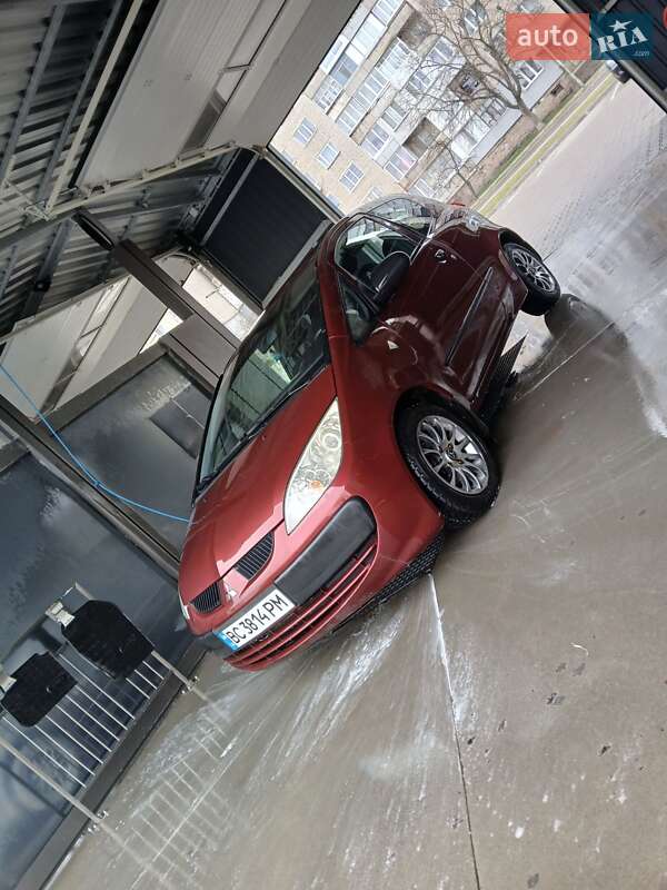 Mitsubishi Colt (2005)