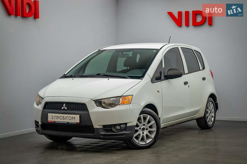 Mitsubishi Colt (2008)