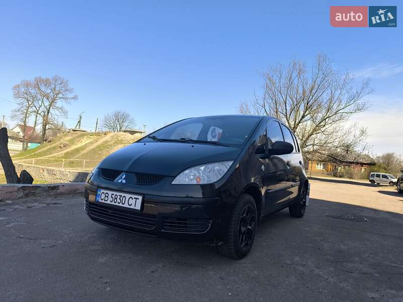 Mitsubishi Colt (2008)