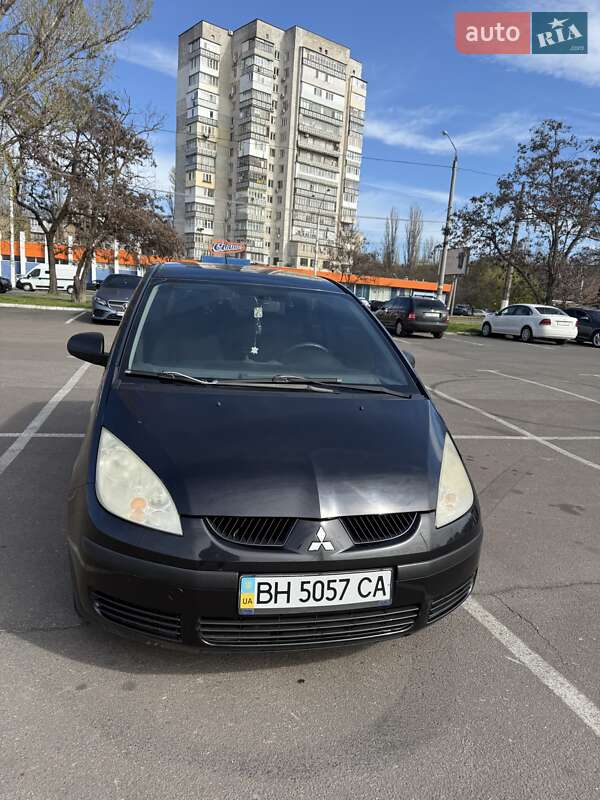 Mitsubishi Colt (2008)