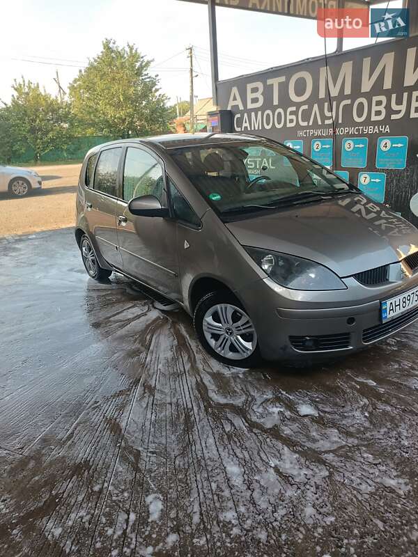 Mitsubishi Colt (2007)