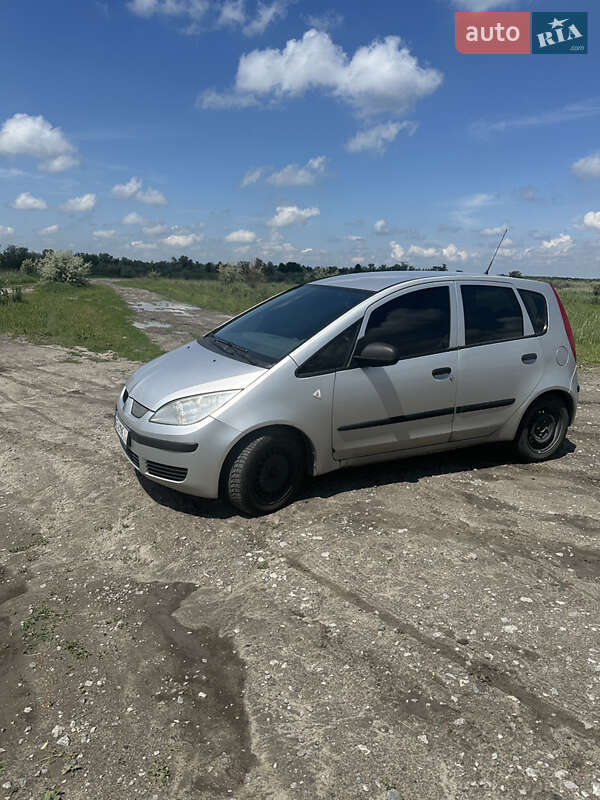 Mitsubishi Colt (2006)
