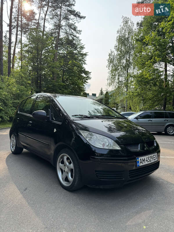 Mitsubishi Colt (2006)