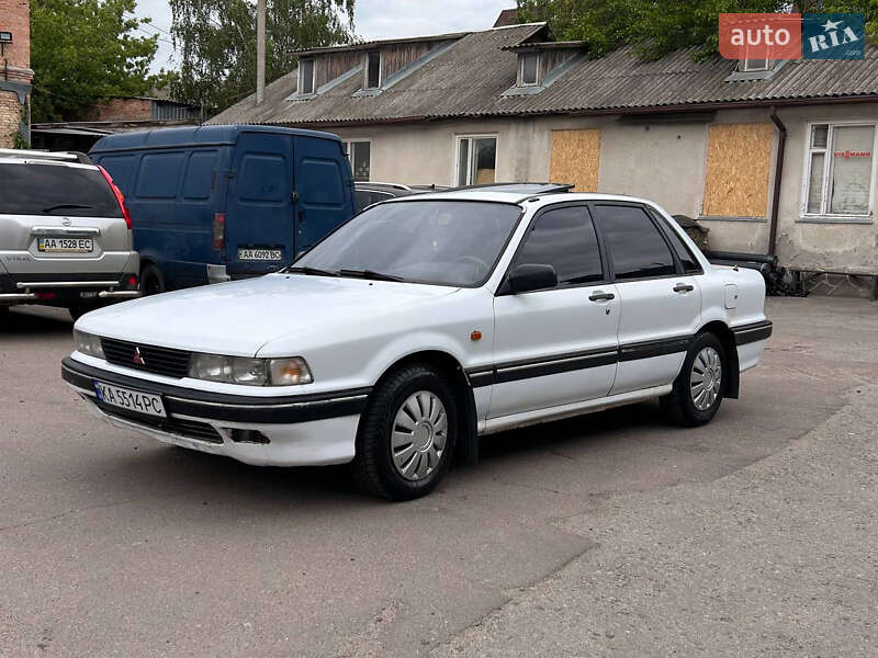 Mitsubishi Galant (1990)