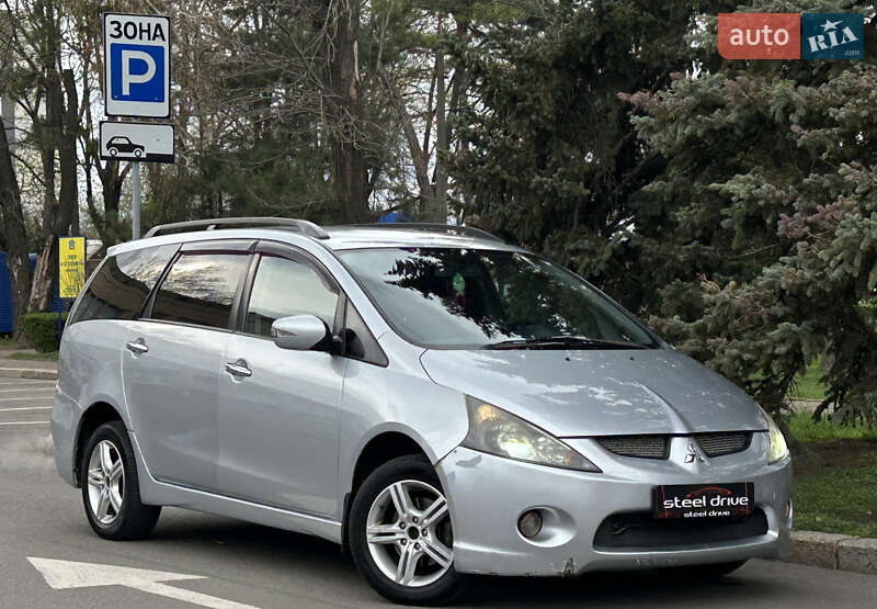 Mitsubishi Grandis (2007)