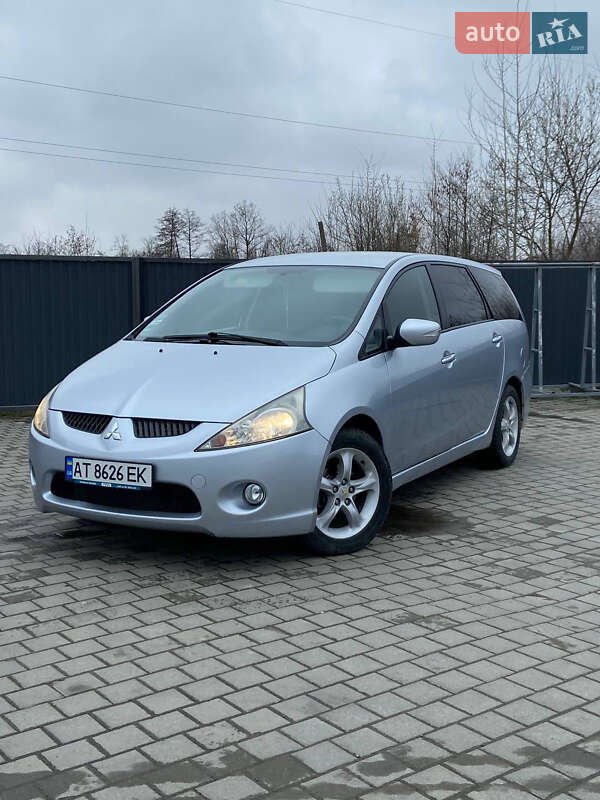 Mitsubishi Grandis (2008)