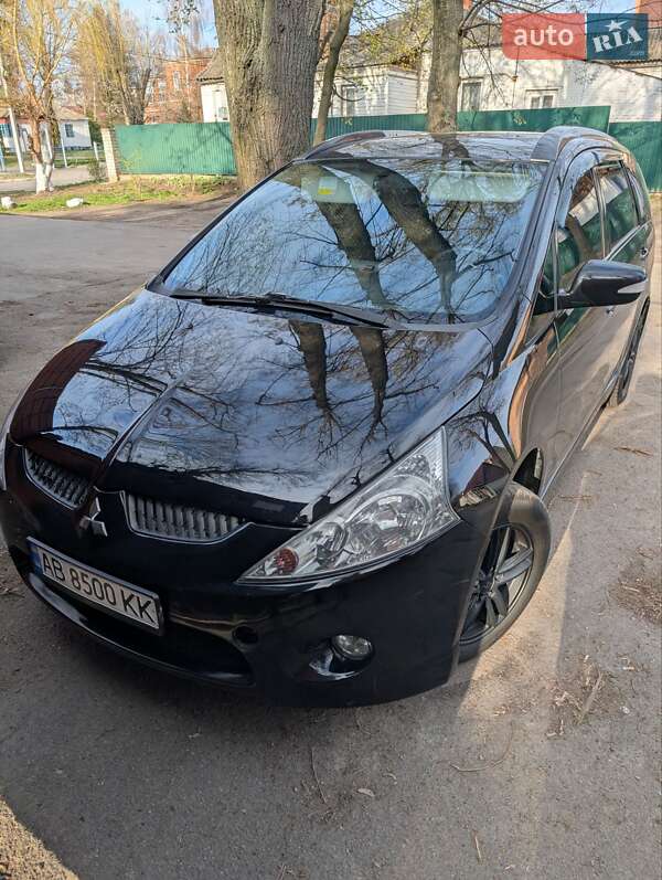 Mitsubishi Grandis (2008)