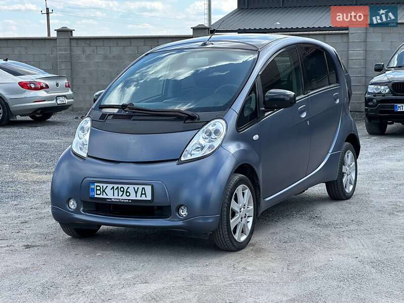 Mitsubishi I-miev (2012)