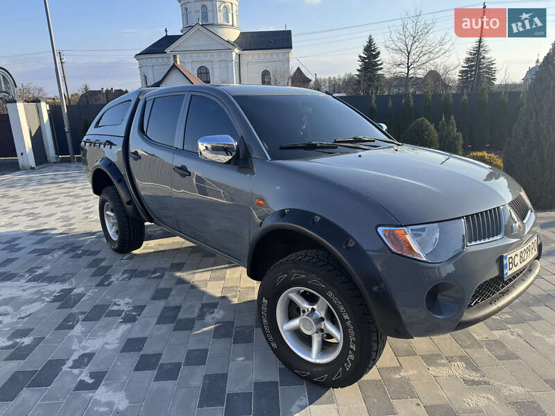 Mitsubishi L 200 (2007)