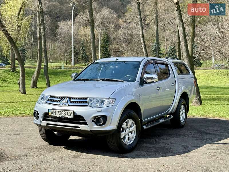 Mitsubishi L 200 (2014)