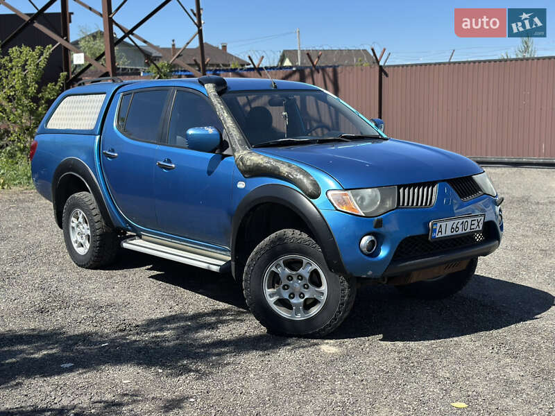 Mitsubishi L 200 (2008)