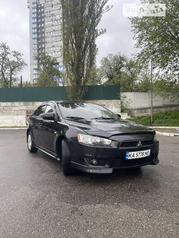 Mitsubishi Lancer x (2008)