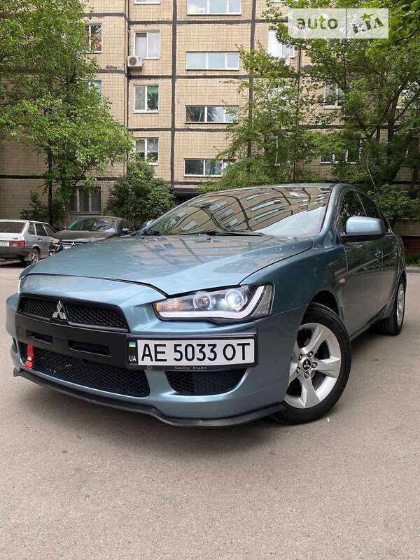 Mitsubishi Lancer x (2009)