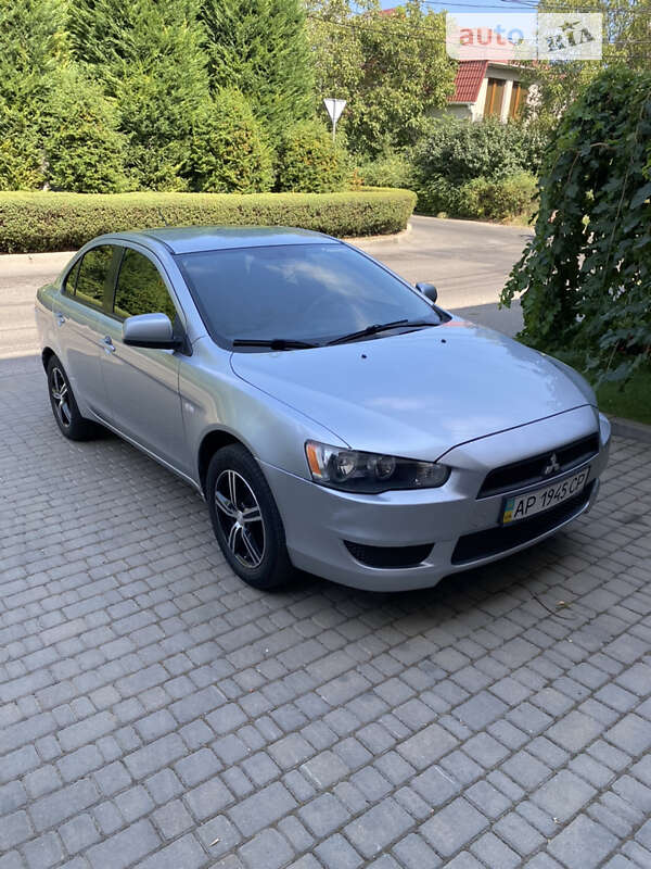 Mitsubishi Lancer x (2009)