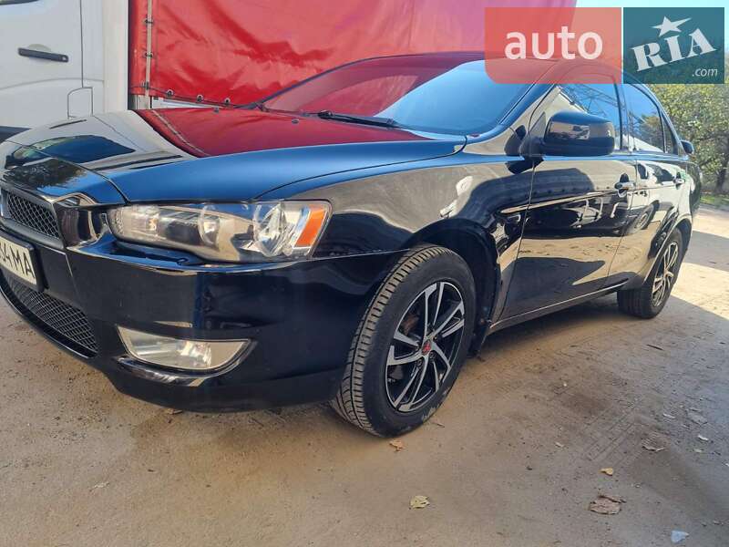 Mitsubishi Lancer x (2011)