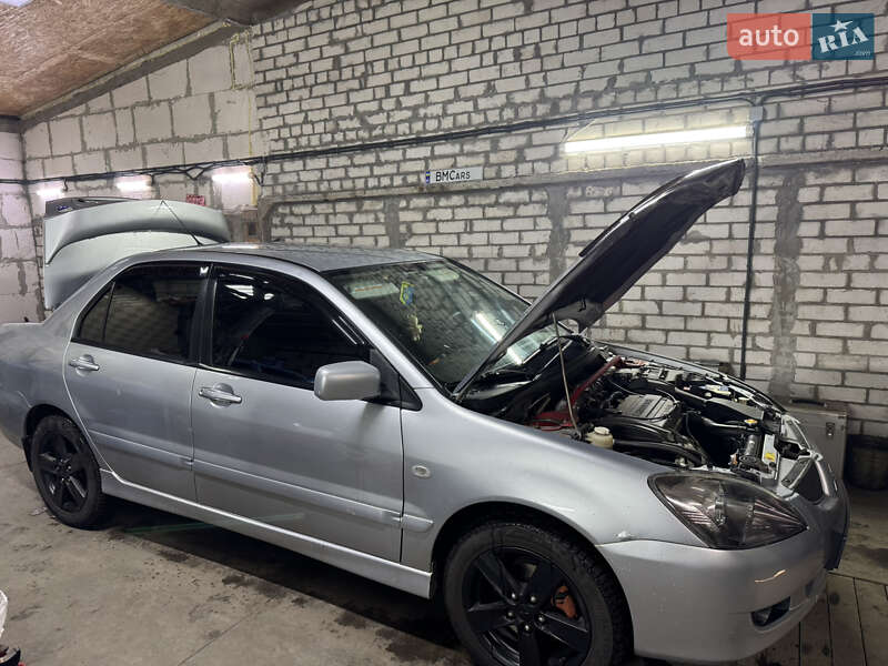 Mitsubishi Lancer (2005)