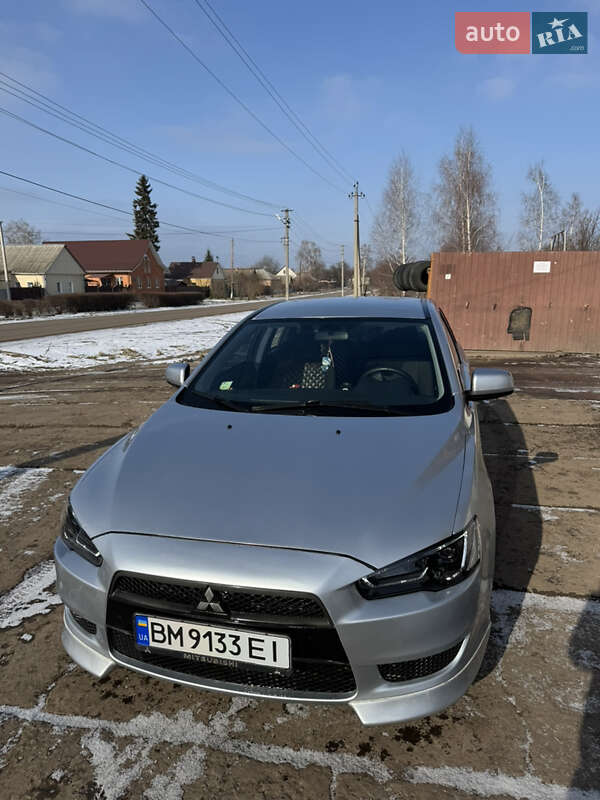 Mitsubishi Lancer (2010)