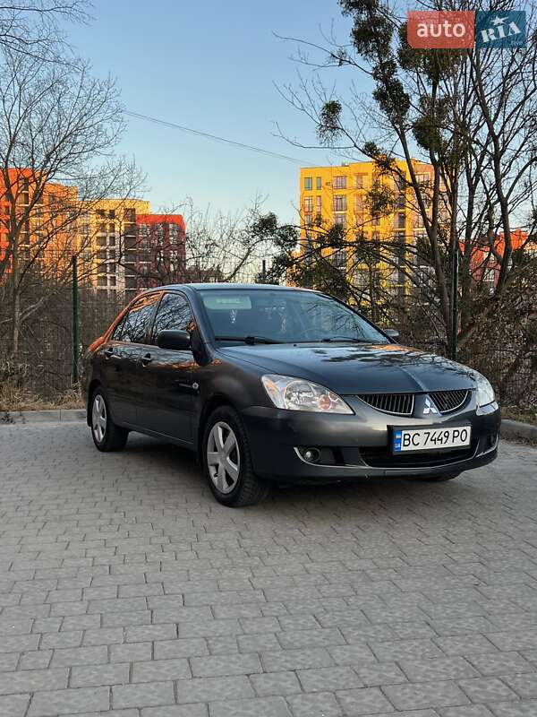 Mitsubishi Lancer (2003)