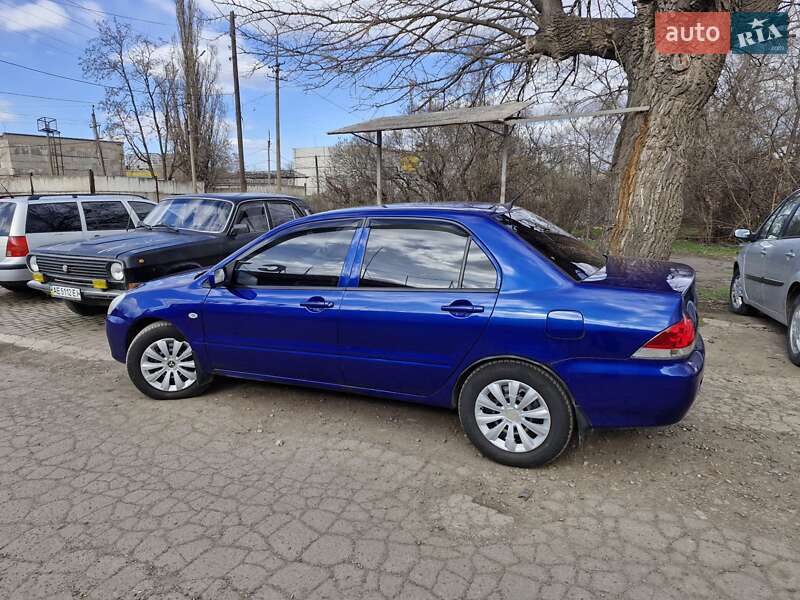 Mitsubishi Lancer (2004)
