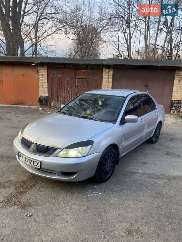 Mitsubishi Lancer (2005)
