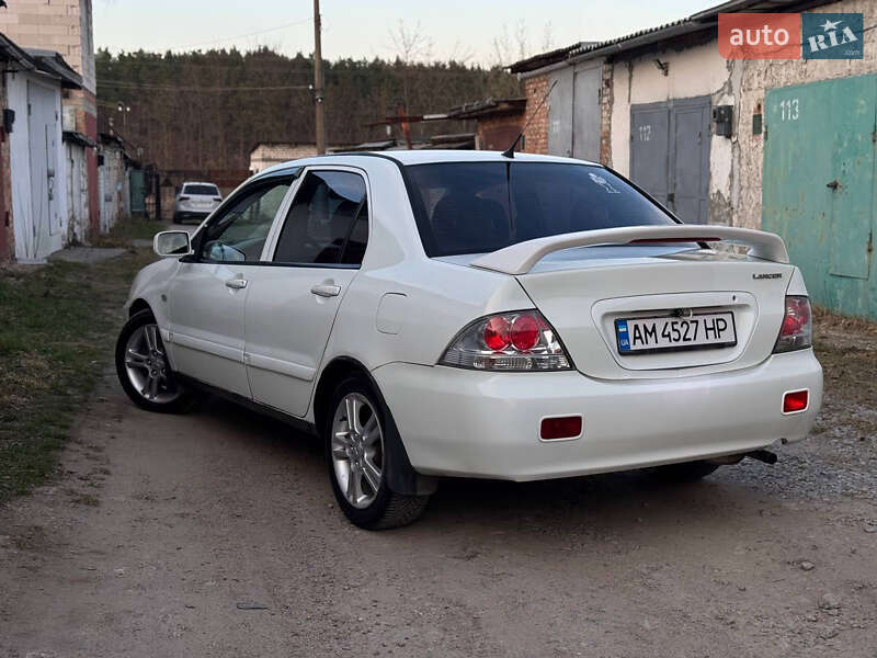 Mitsubishi Lancer (2006)