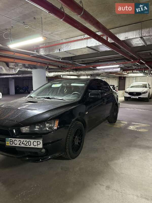 Mitsubishi Lancer (2012)