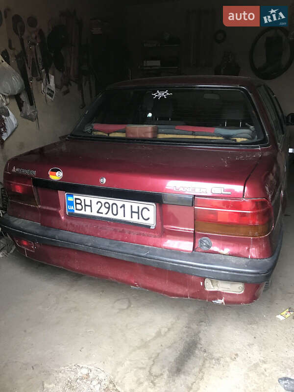 Mitsubishi Lancer (1990)