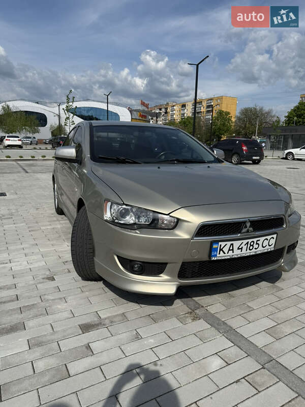 Mitsubishi Lancer (2008)