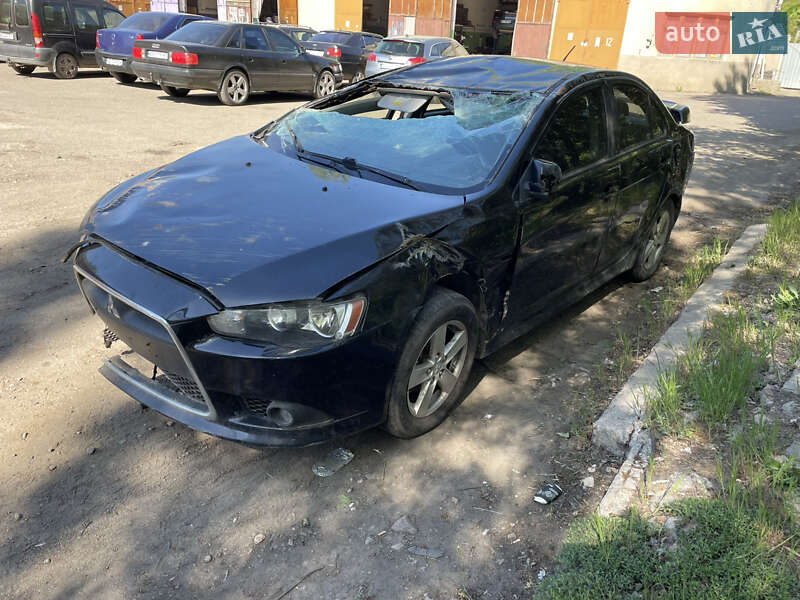 Mitsubishi Lancer (2012)