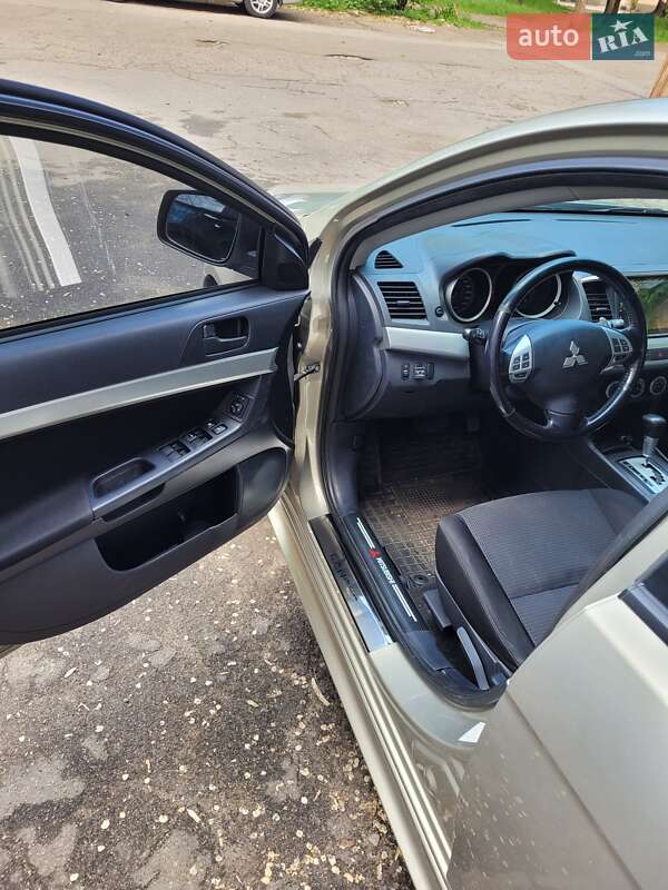 Mitsubishi Lancer (2007)