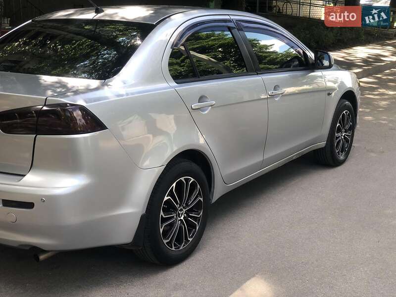 Mitsubishi Lancer (2007)