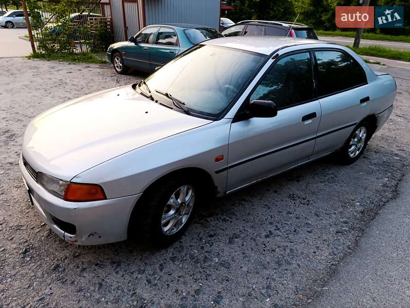 Mitsubishi Lancer (1996)