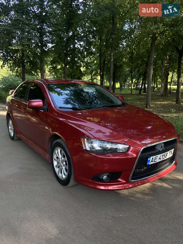 Mitsubishi Lancer (2012)