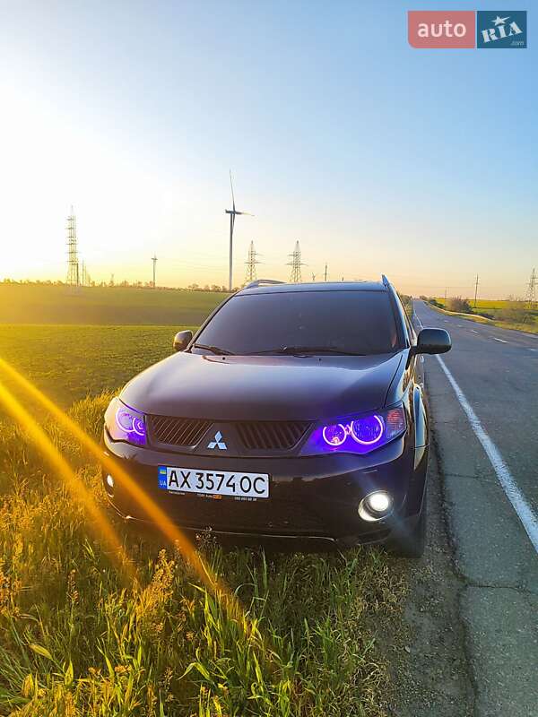 Mitsubishi Outlander xl (2008)
