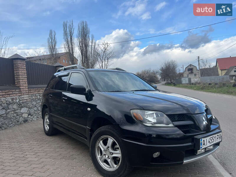 Mitsubishi Outlander (2004)