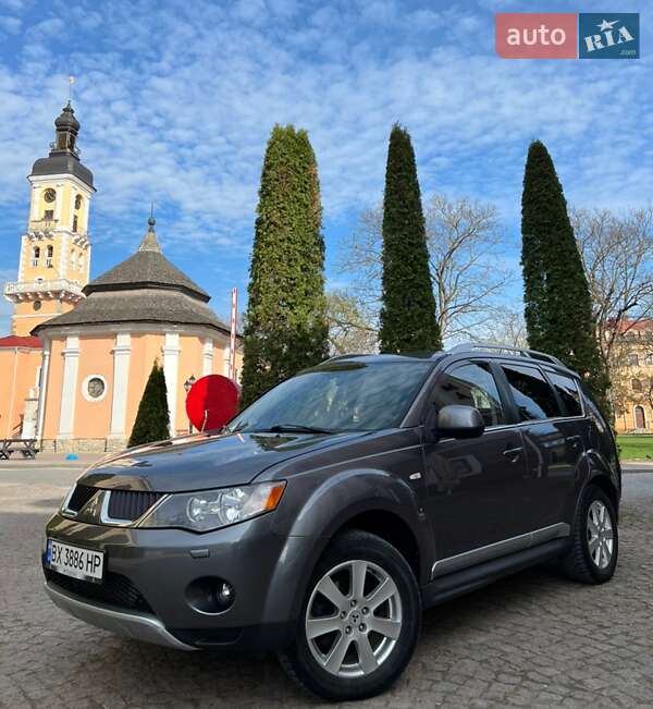 Mitsubishi Outlander (2009)