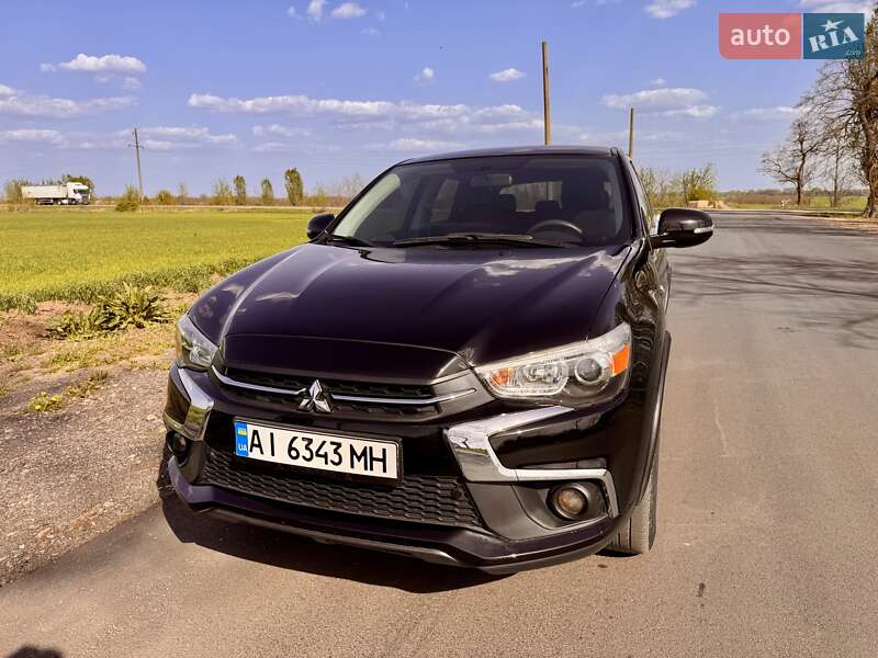 Mitsubishi Outlander (2017)