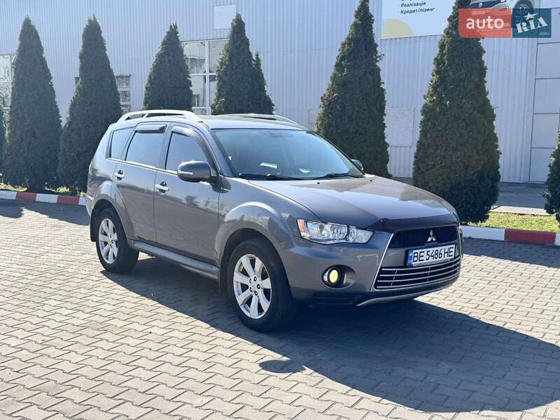 Mitsubishi Outlander (2010)