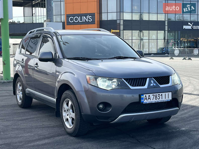 Mitsubishi Outlander (2008)